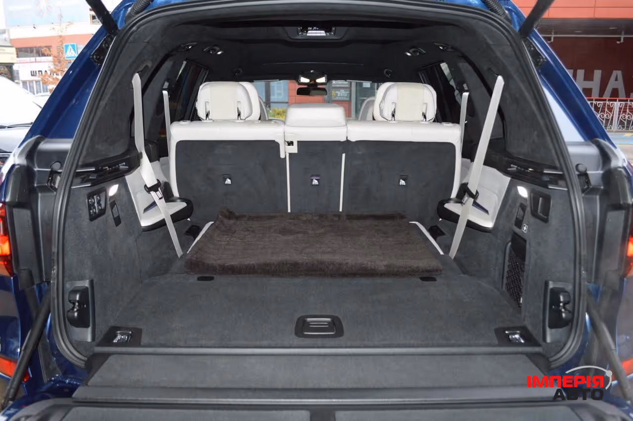 BMW X7 - фото 9