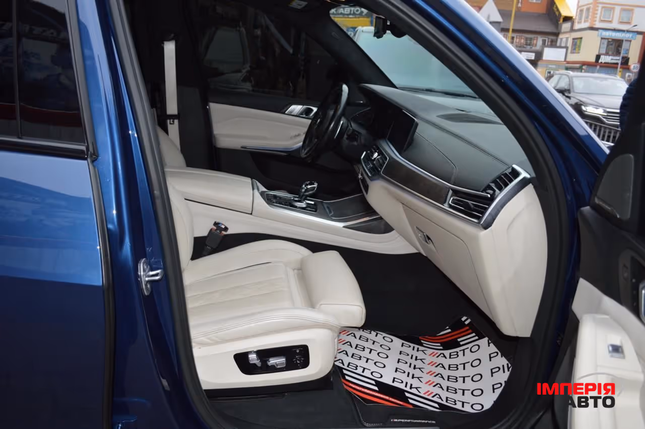 BMW X7 - фото 10