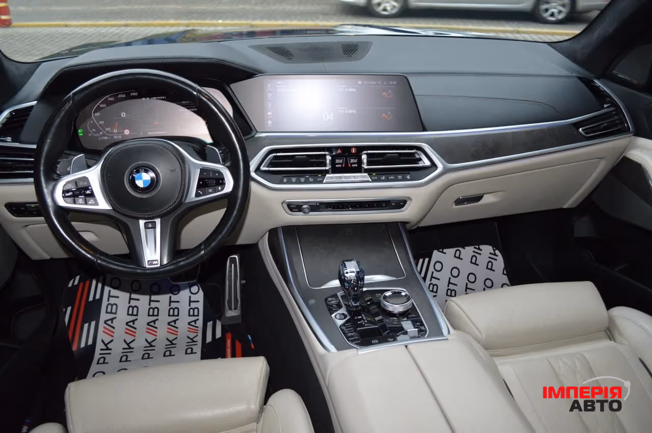 BMW X7 - фото 8