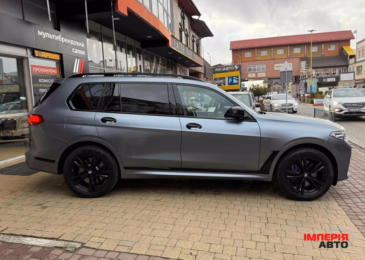 BMW X7 - фото 3