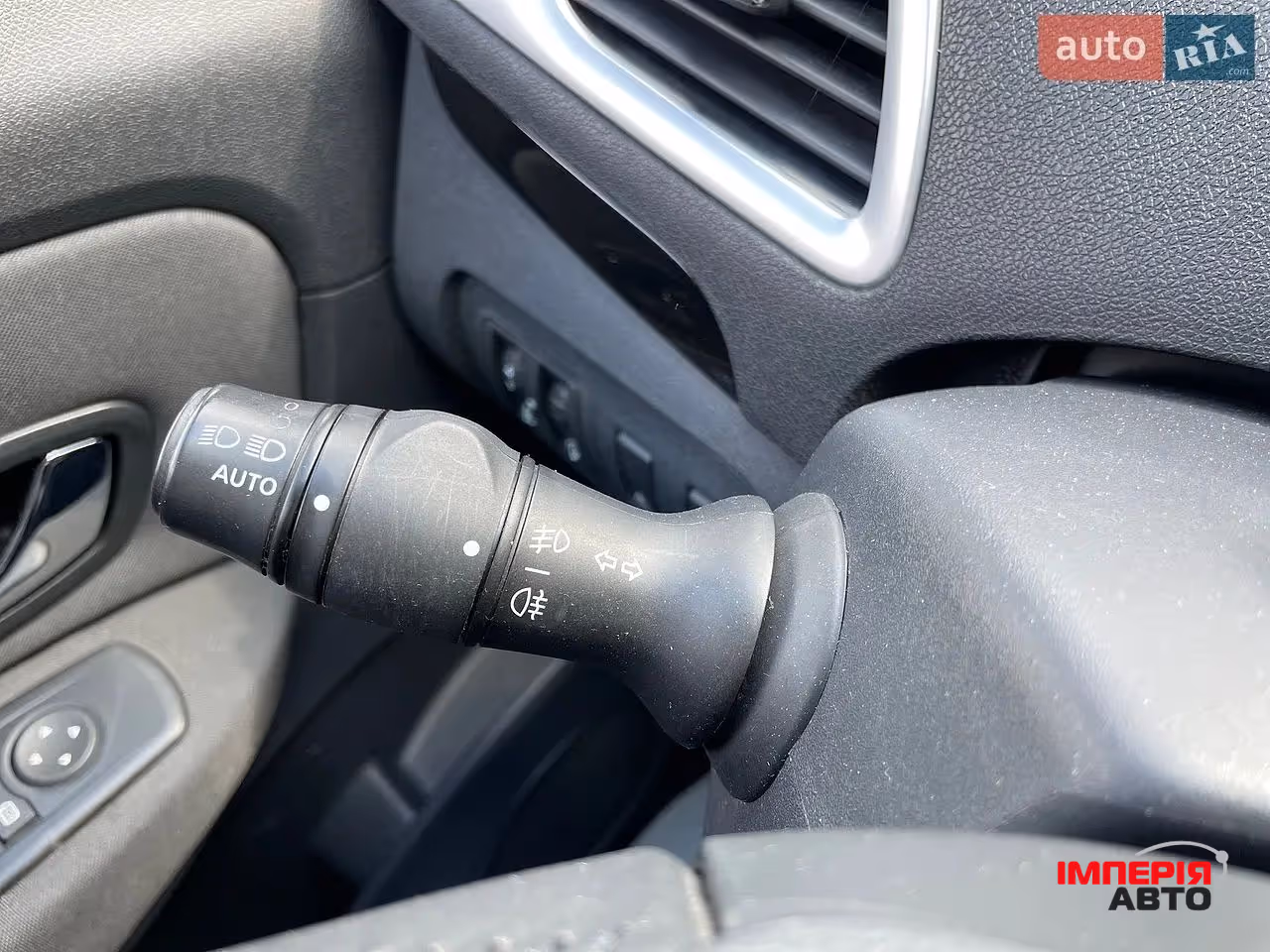 Renault Scenic - фото 20
