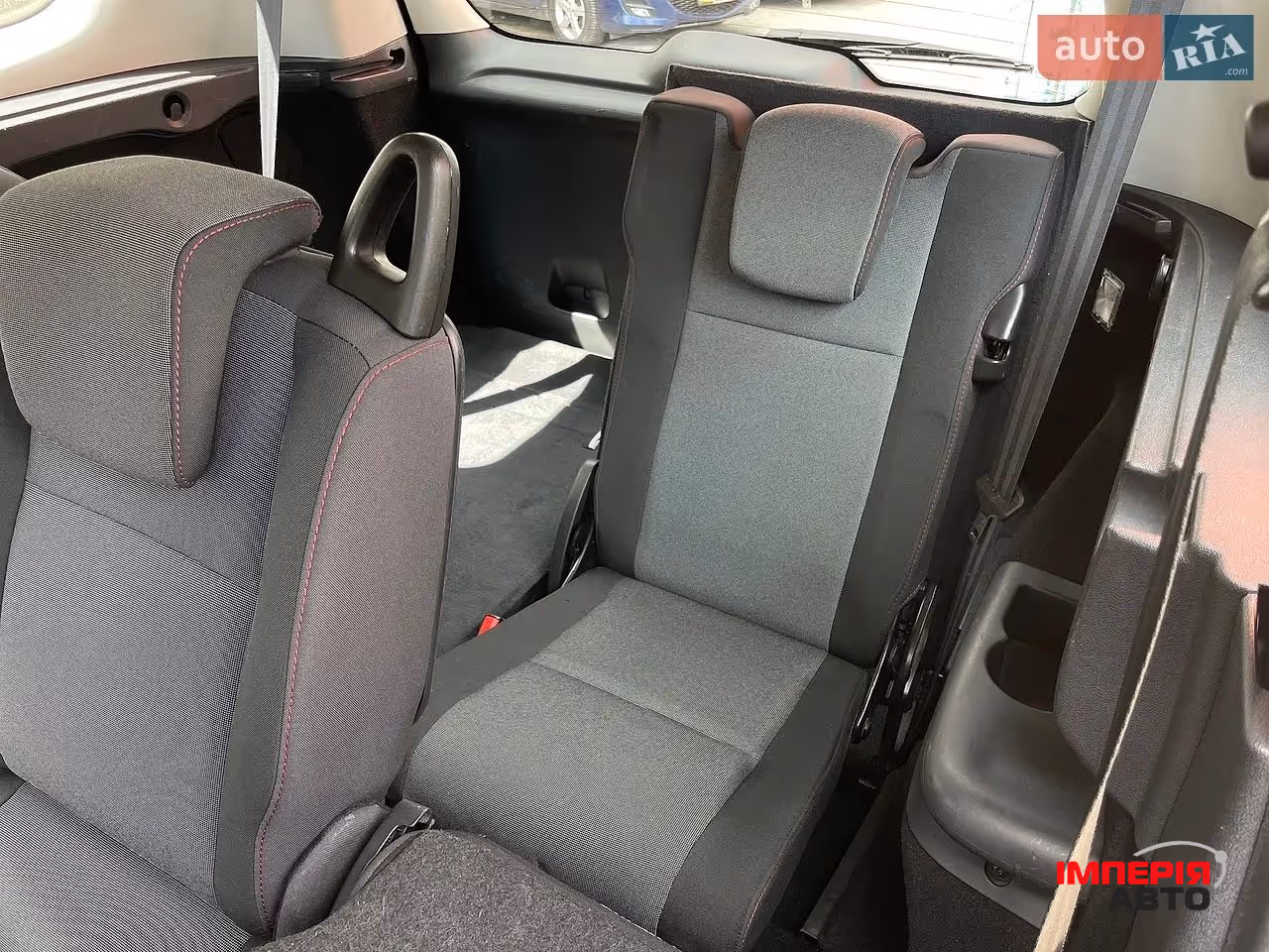Renault Scenic - фото 36