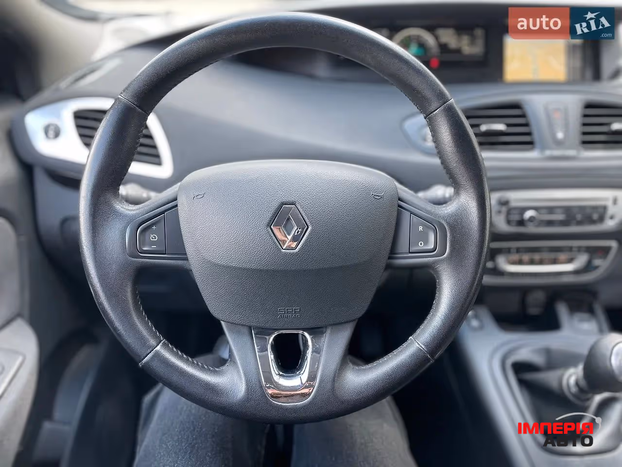 Renault Scenic - фото 19