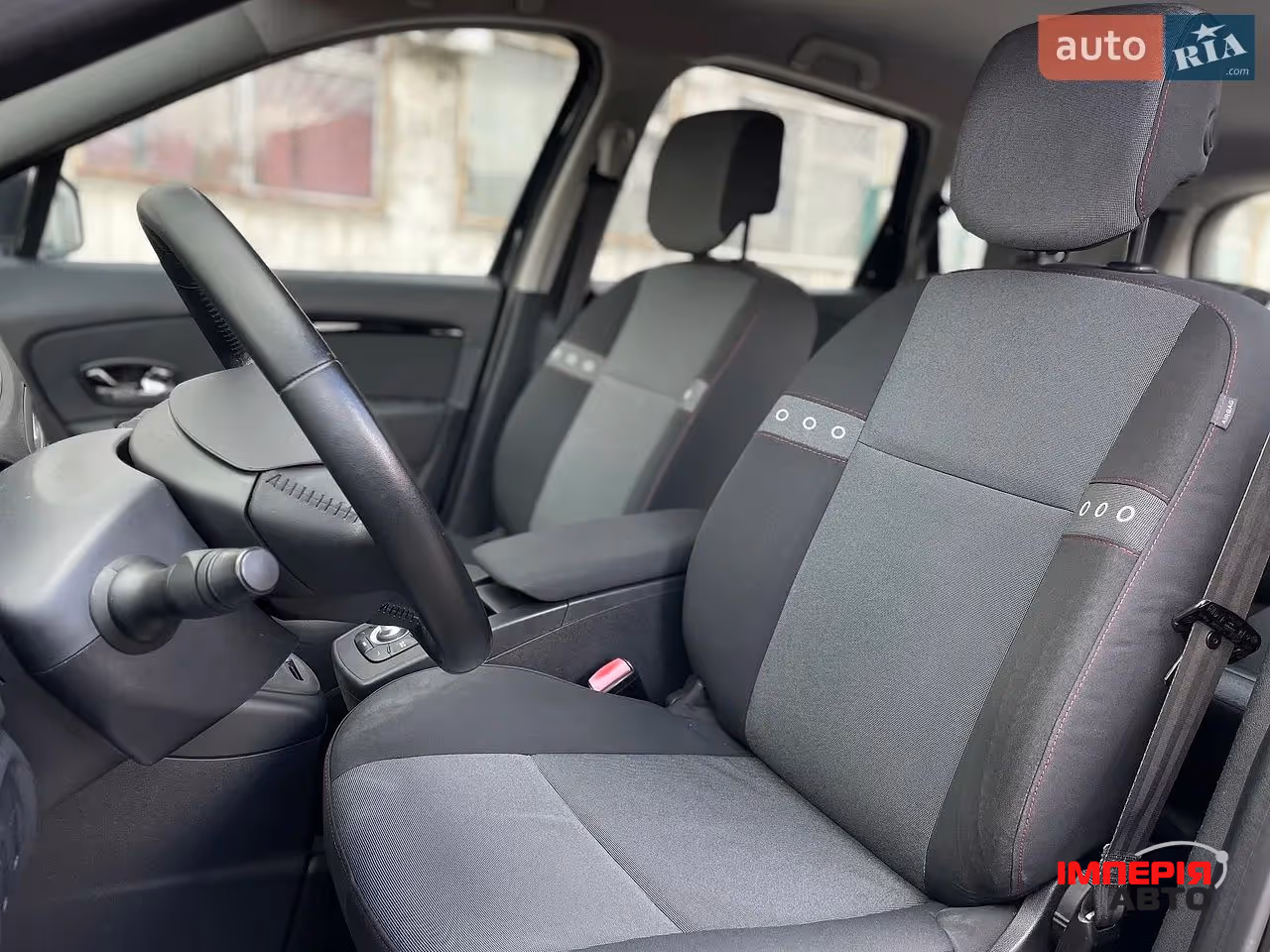 Renault Scenic - фото 4