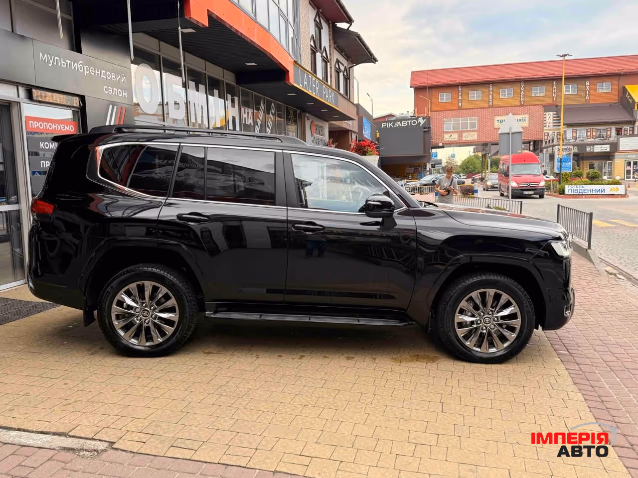Toyota Land Cruiser - фото 3