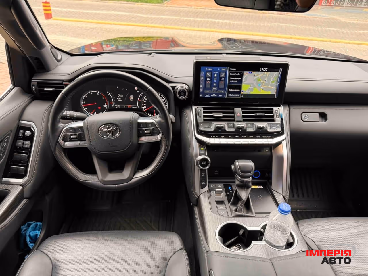 Toyota Land Cruiser - фото 8