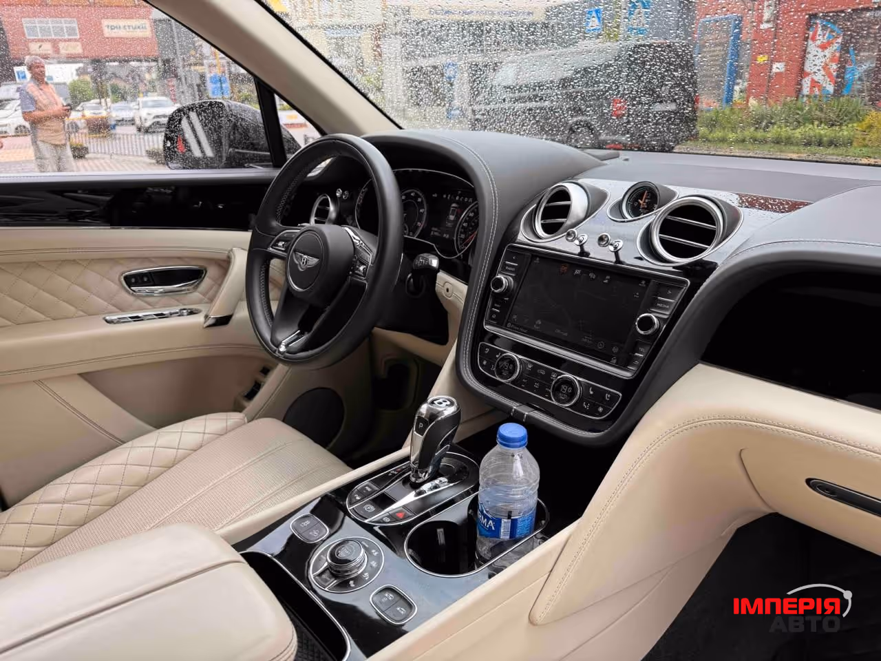 Bentley Bentayga - фото 9