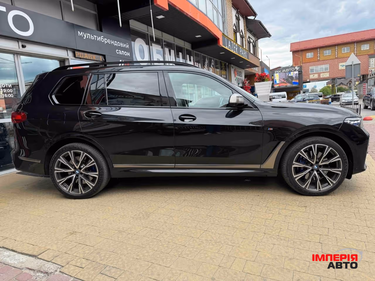 BMW X7 - фото 3