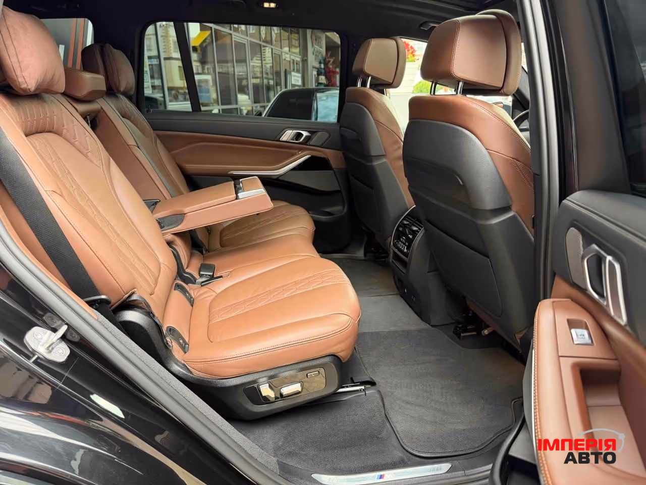 BMW X7 - фото 8