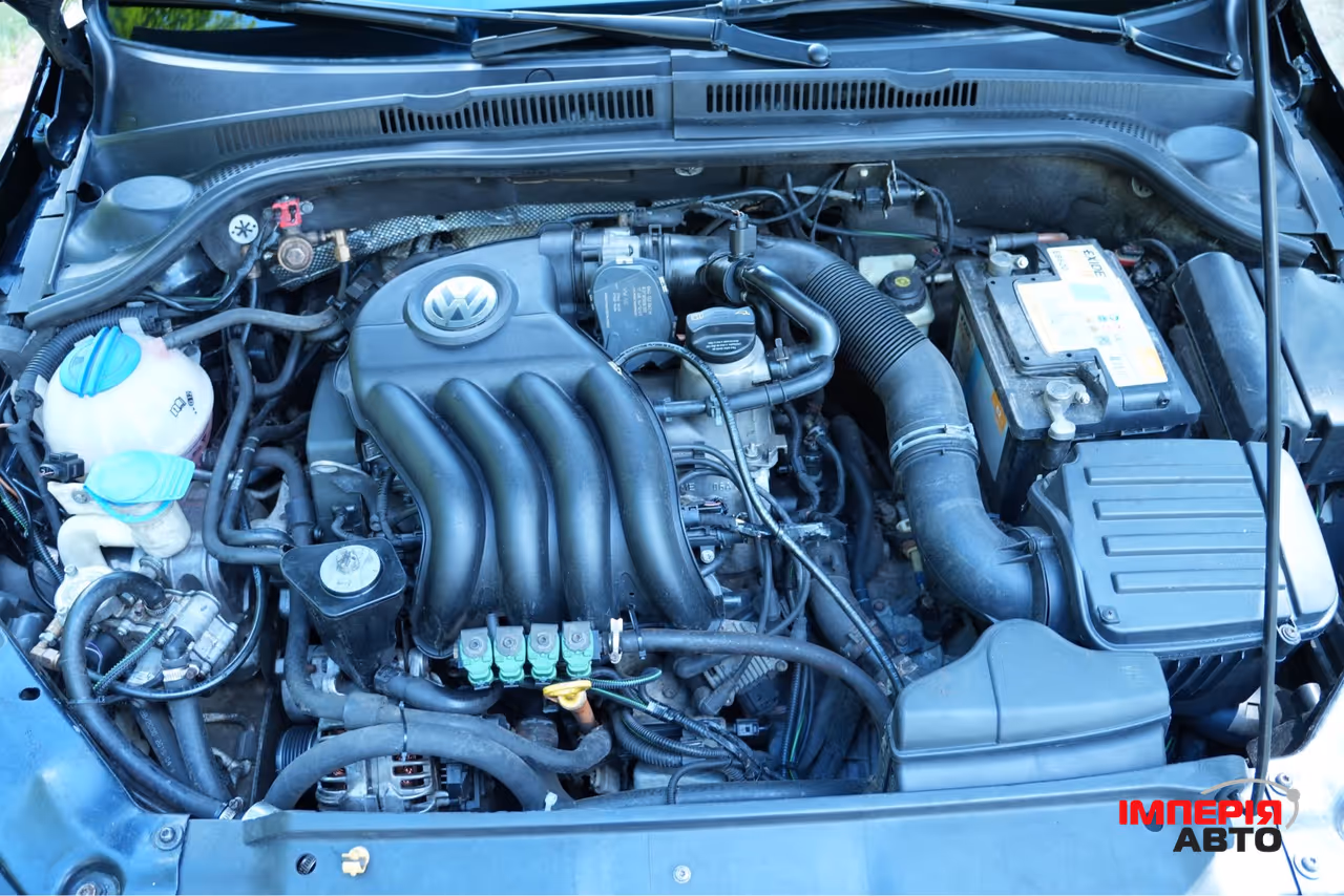 Volkswagen Jetta - фото 20