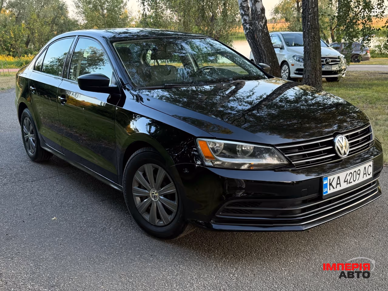 Volkswagen Jetta - фото 1