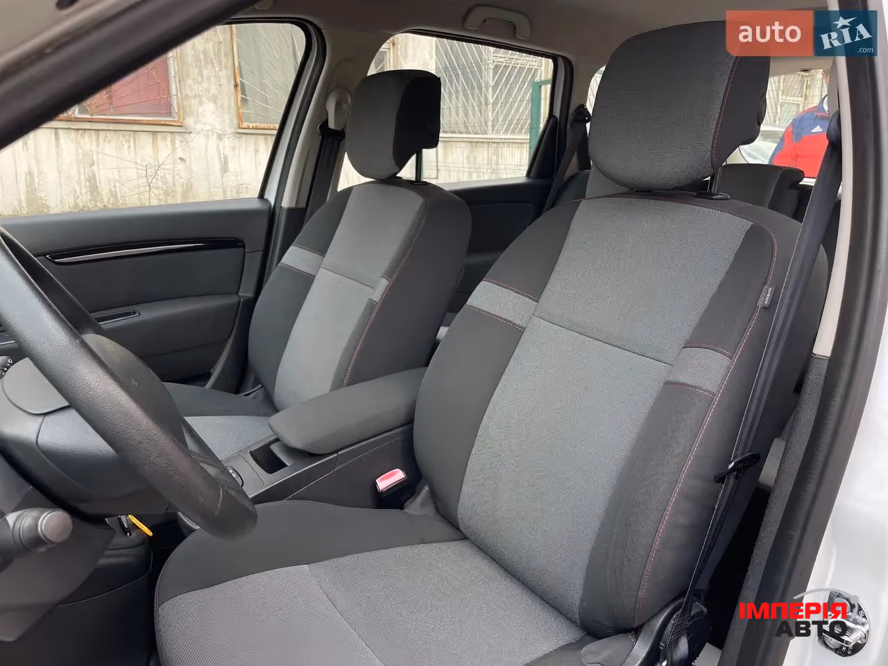 Renault Scenic - фото 3