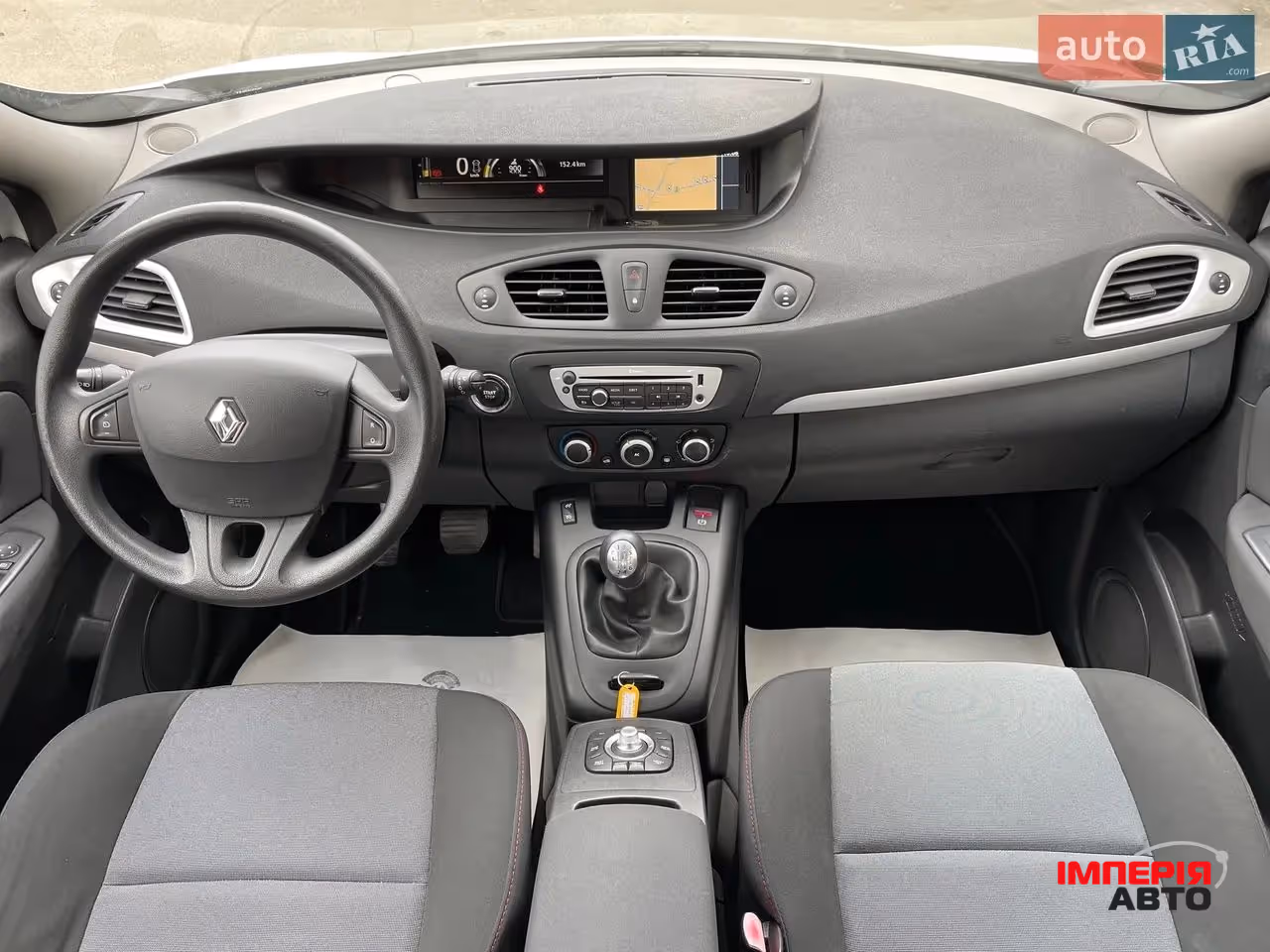 Renault Scenic - фото 4