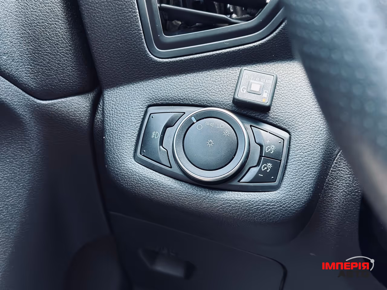 Ford Escape - фото 40