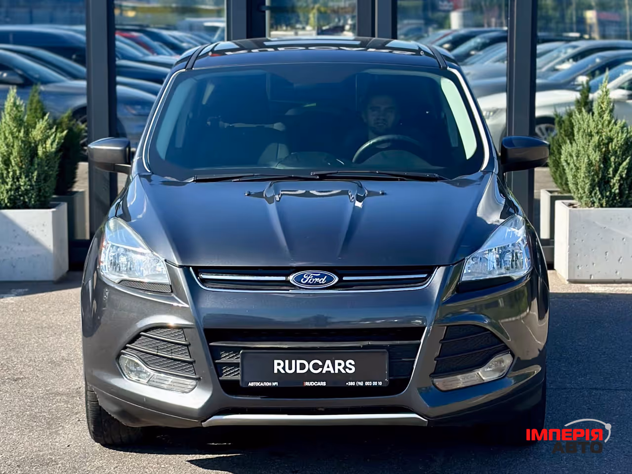 Ford Escape - фото 2