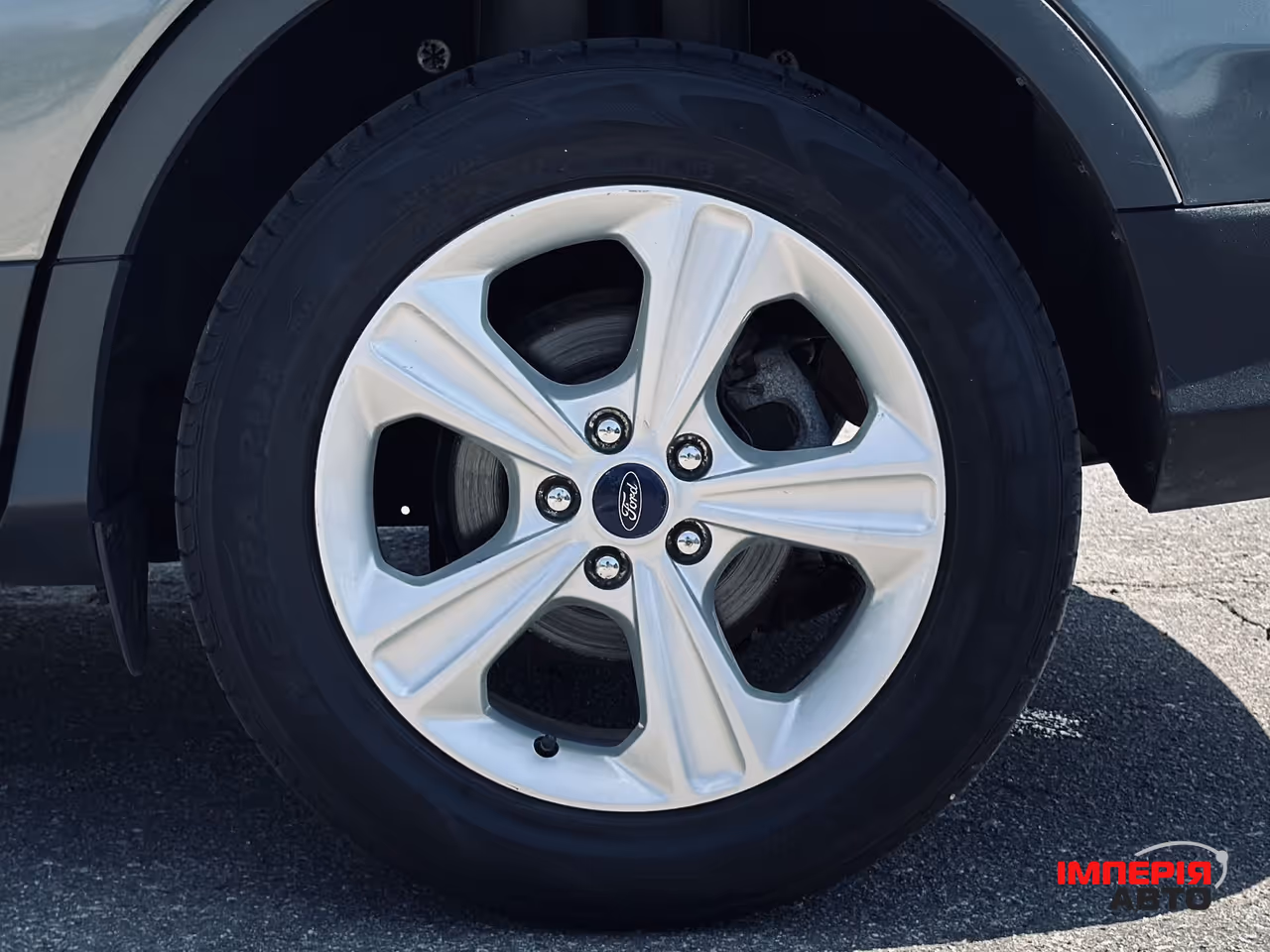 Ford Escape - фото 27