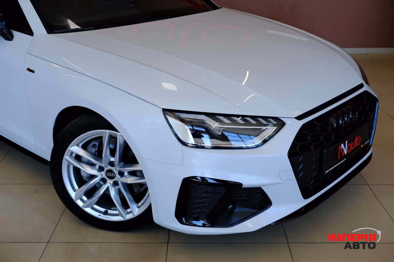 Audi A4 - фото 3