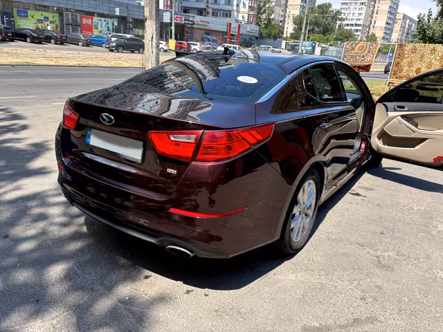 Kia Optima - зображення 4
