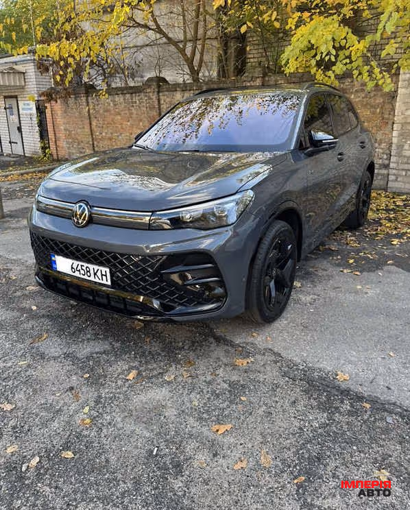 Volkswagen Tiguan - фото 1