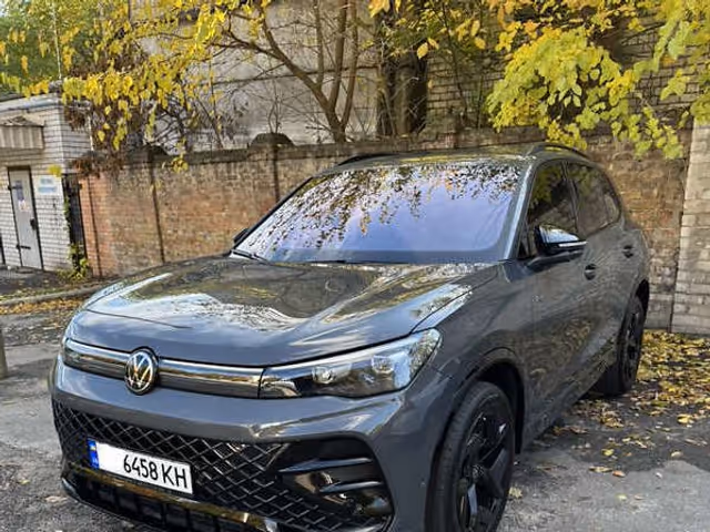 Volkswagen Tiguan - зображення 1