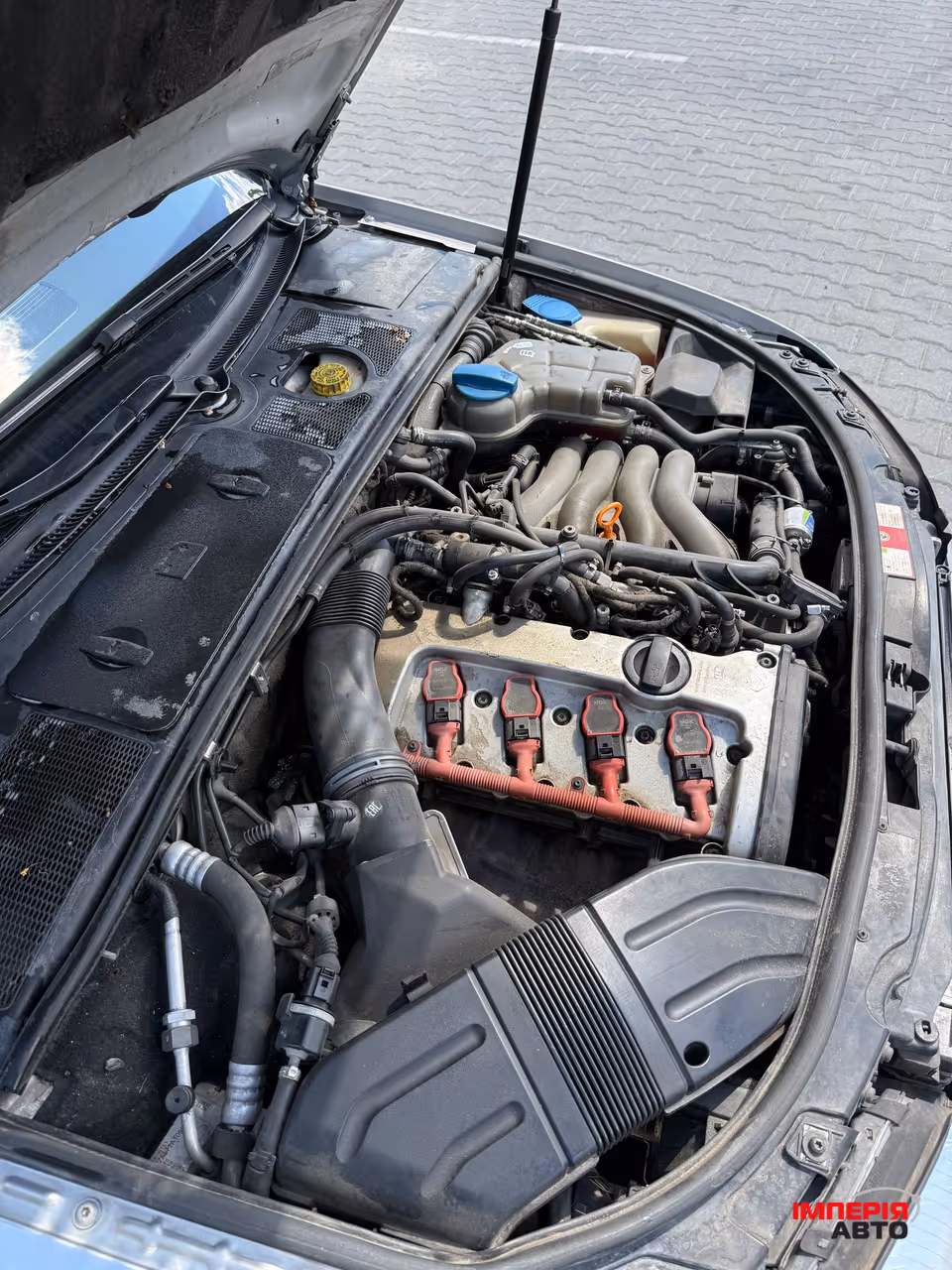 Audi A4 - фото 9