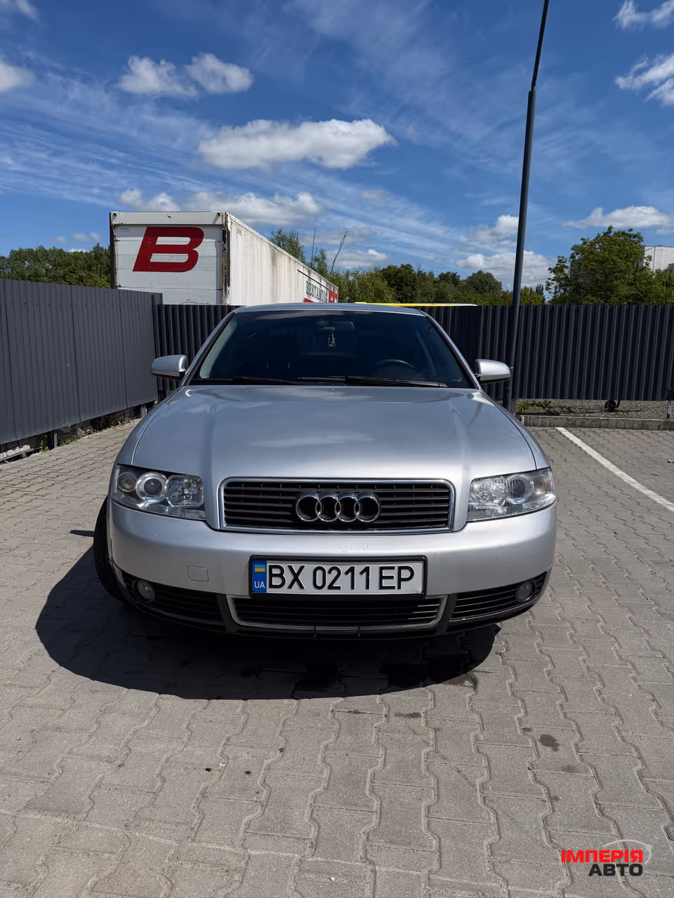Audi A4 - фото 2