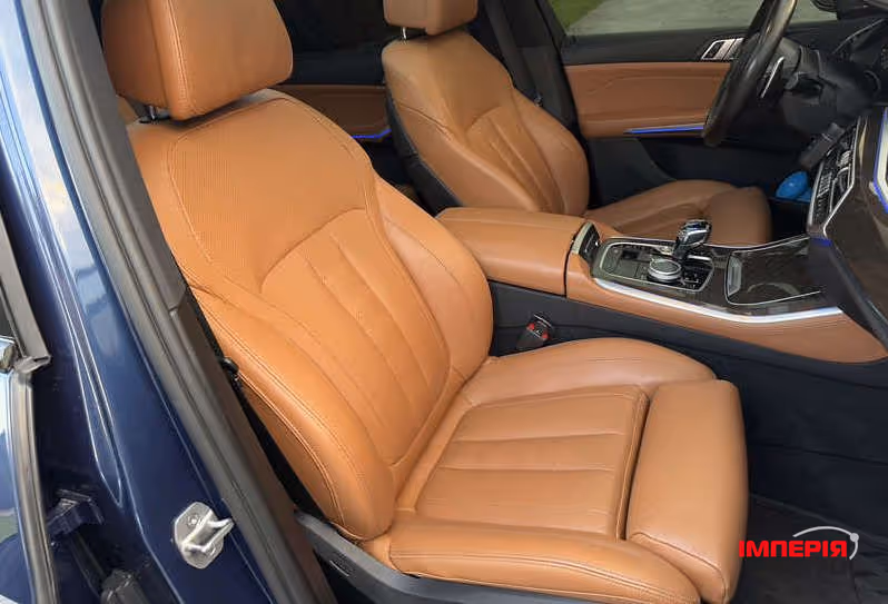 BMW X5 - фото 8