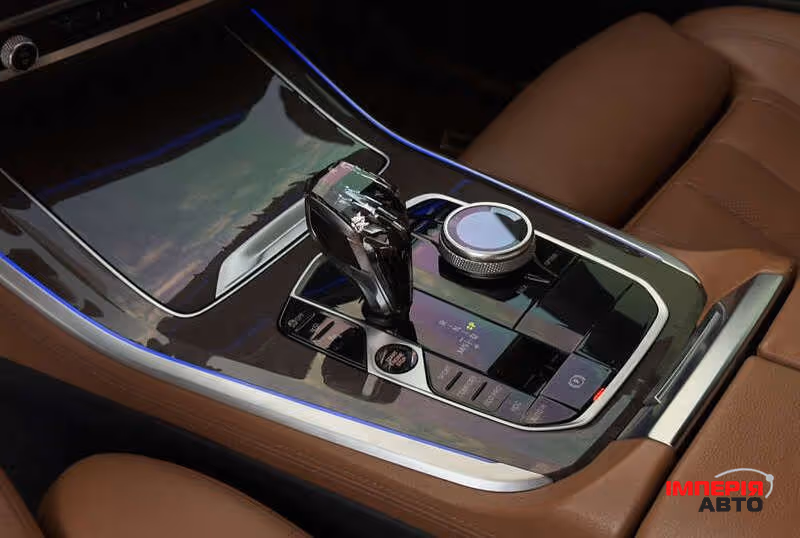 BMW X5 - фото 10