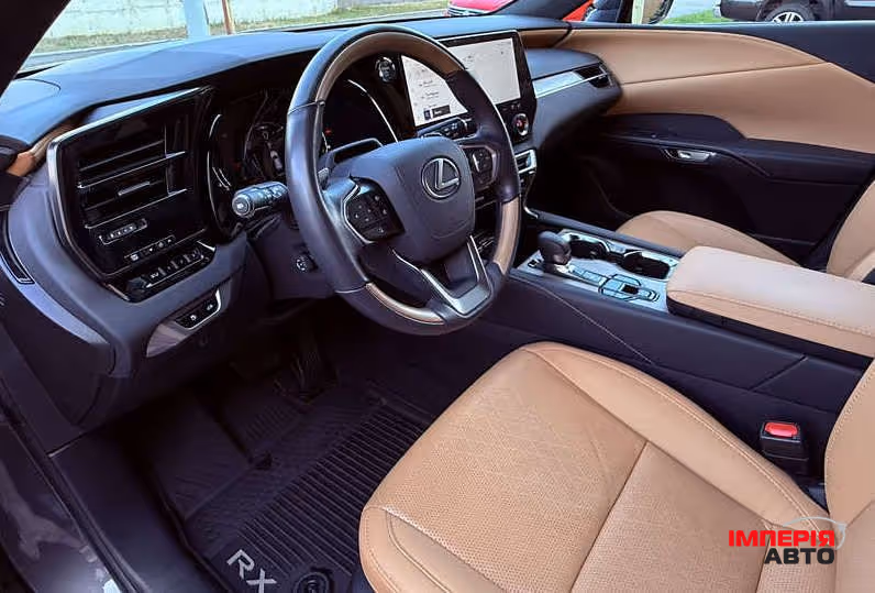 Lexus RX - фото 8