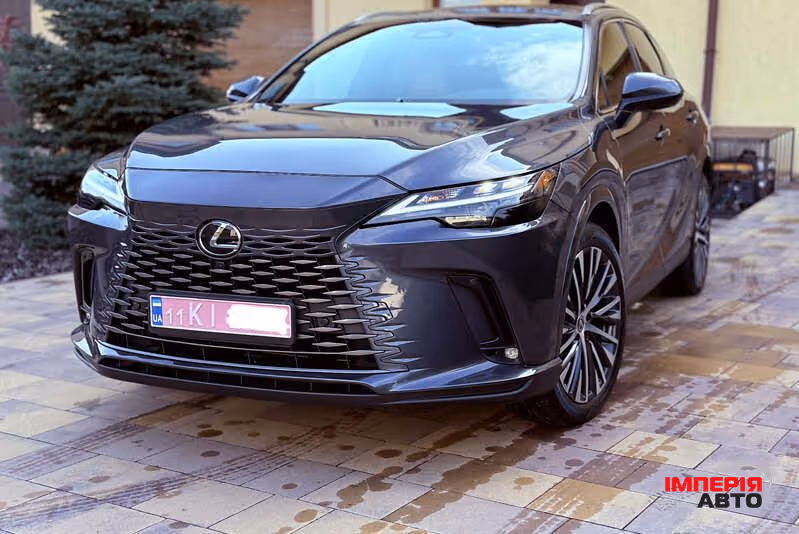 Lexus RX - фото 2