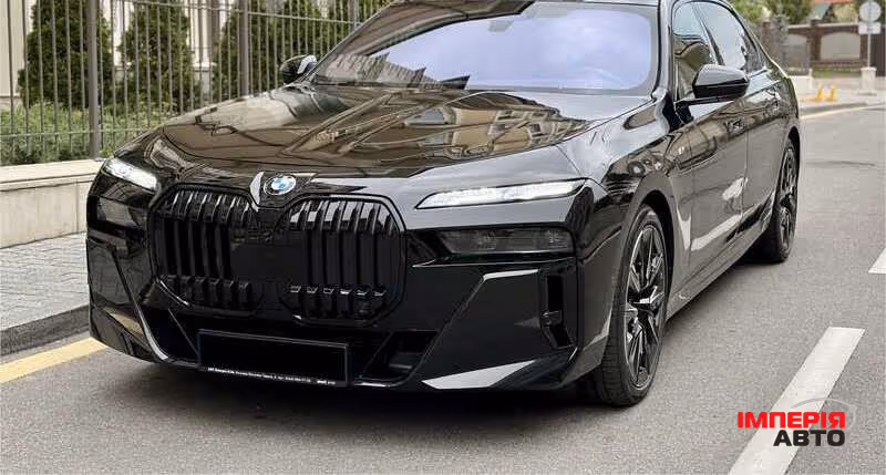 BMW 7 серії - фото 2