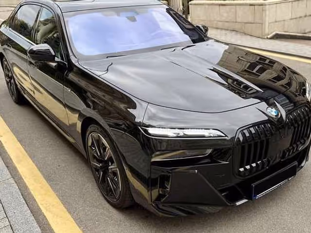 BMW 7 серії - зображення 3