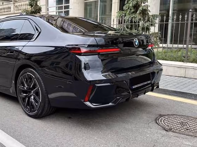 BMW 7 серії - зображення 4