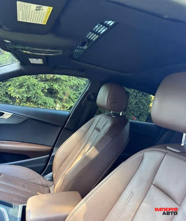 Audi A4 - фото 8