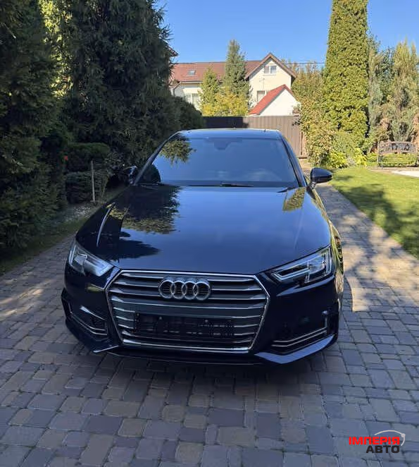Audi A4 - фото 2