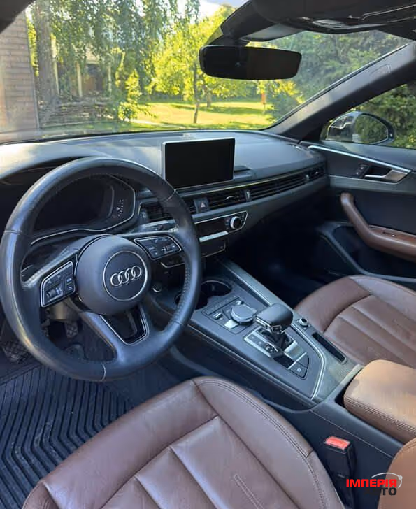 Audi A4 - фото 9