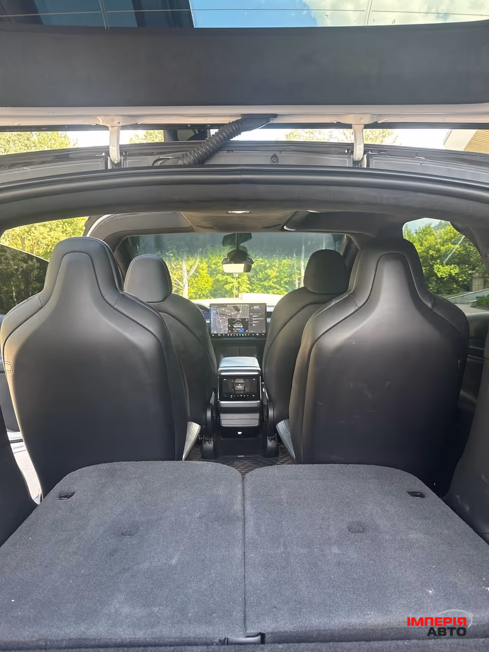 Tesla Model X - фото 10