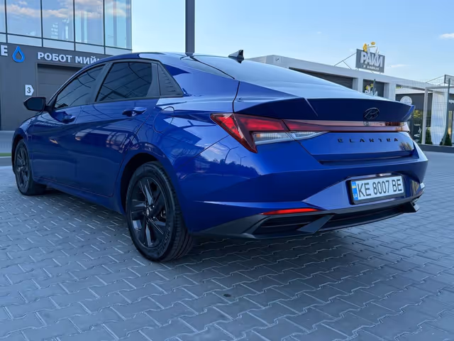 Hyundai Elantra - зображення 5