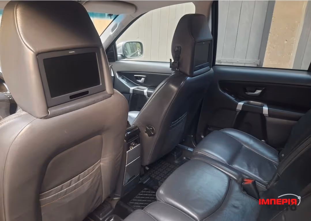 Volvo XC90 - фото 5