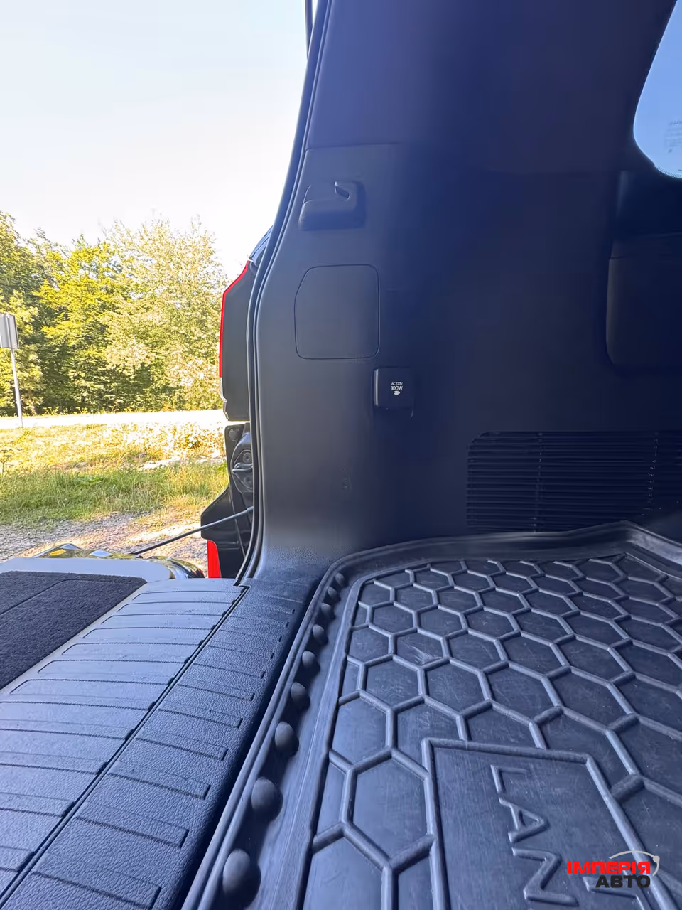 Lexus LX - фото 48