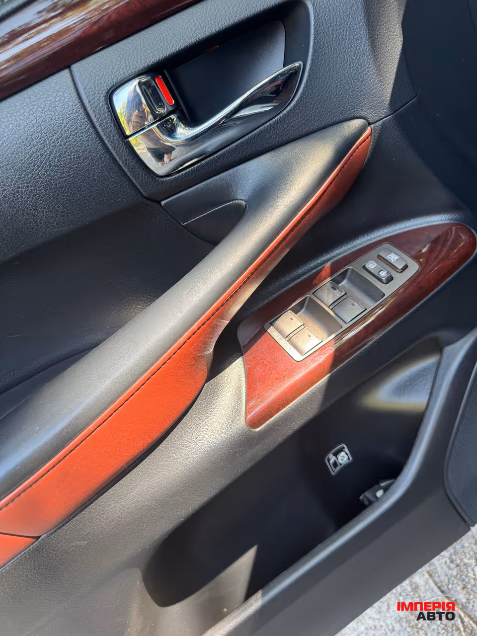 Lexus LX - фото 37