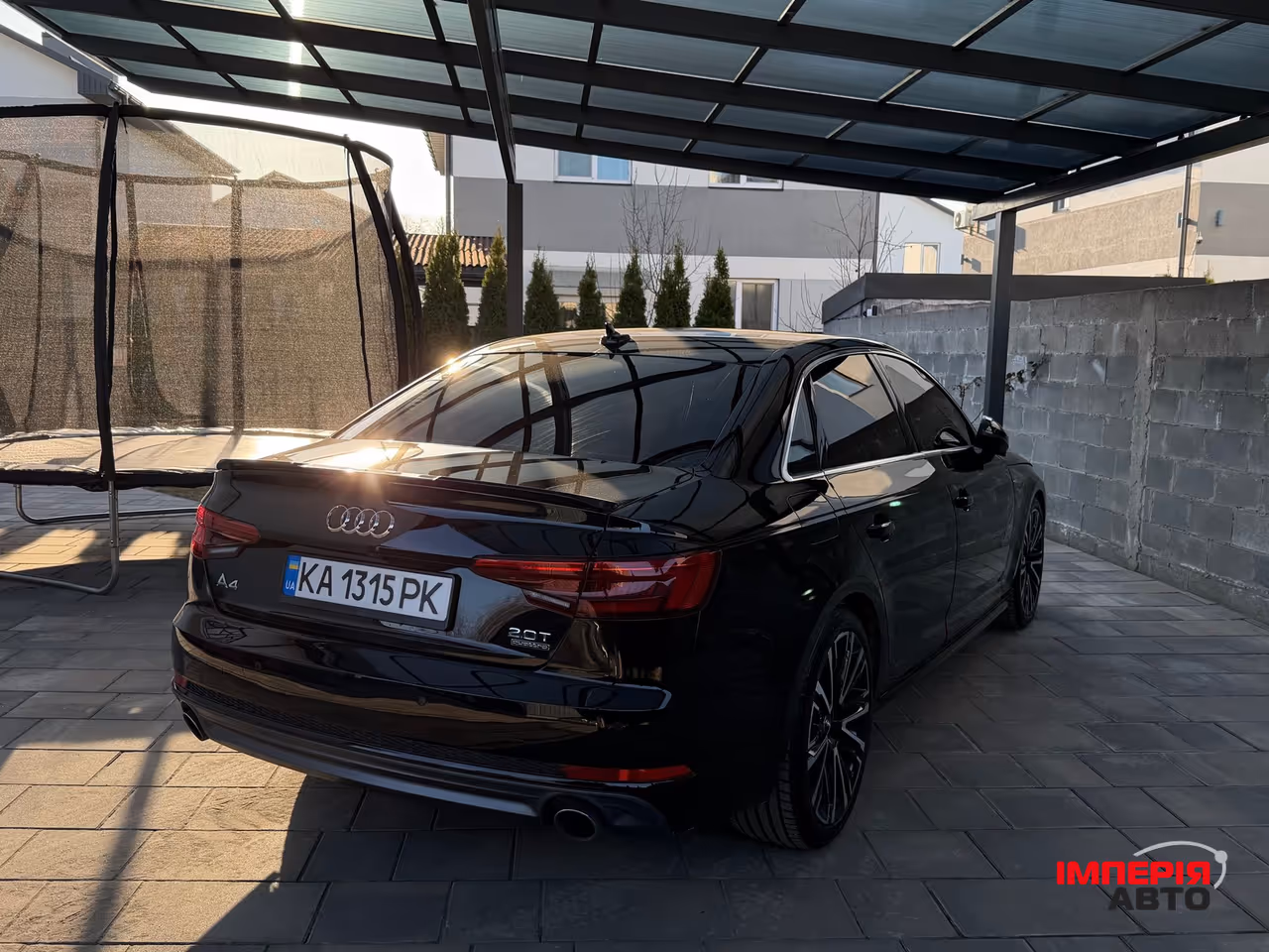 Audi A4 - фото 2