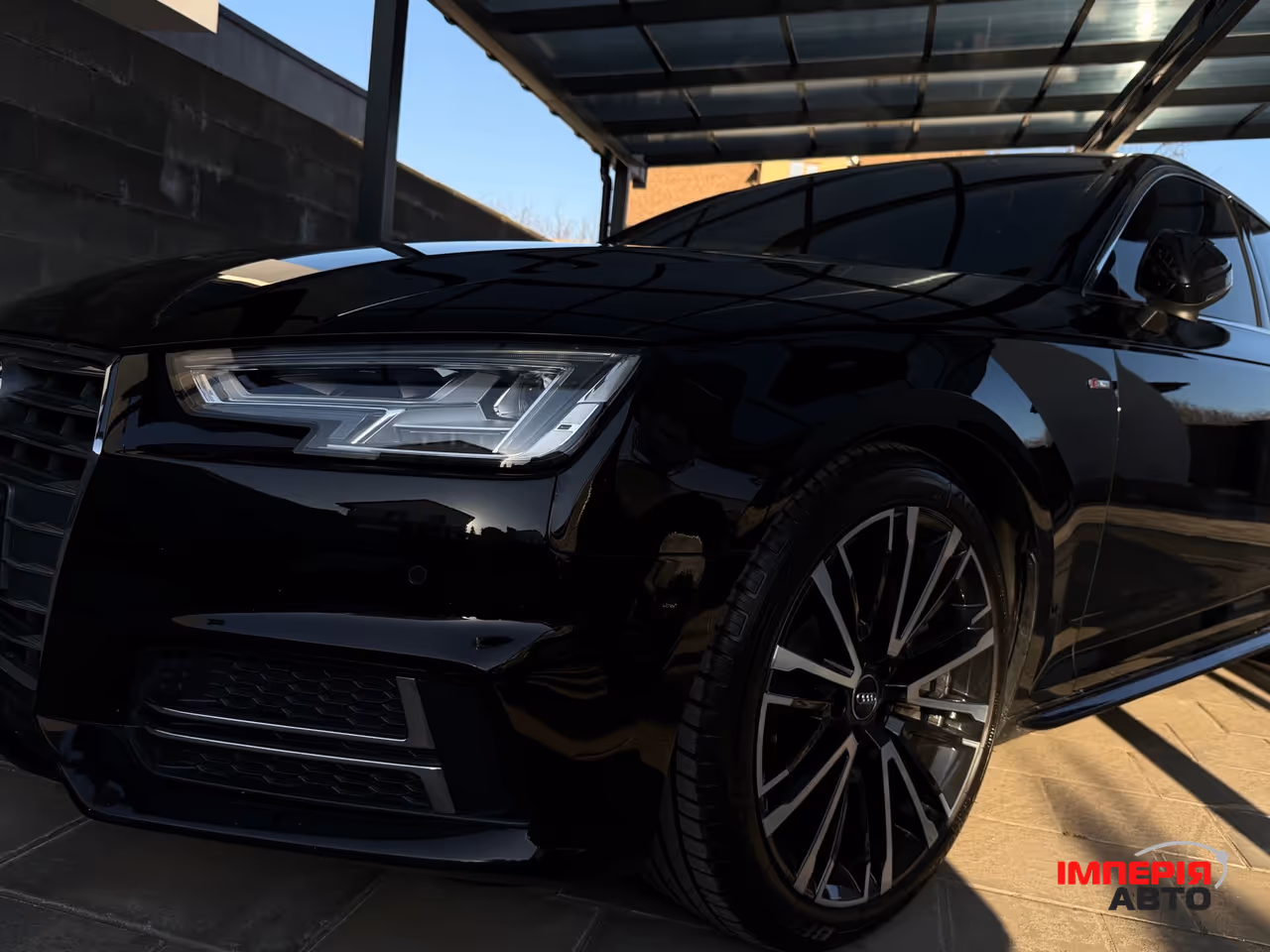 Audi A4 - фото 16