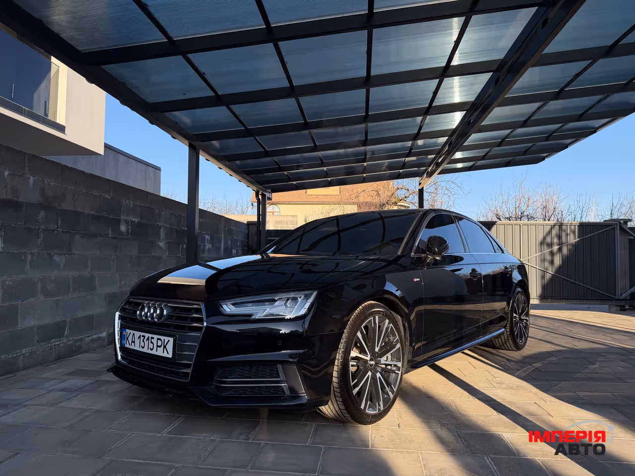 Audi A4 - фото 5