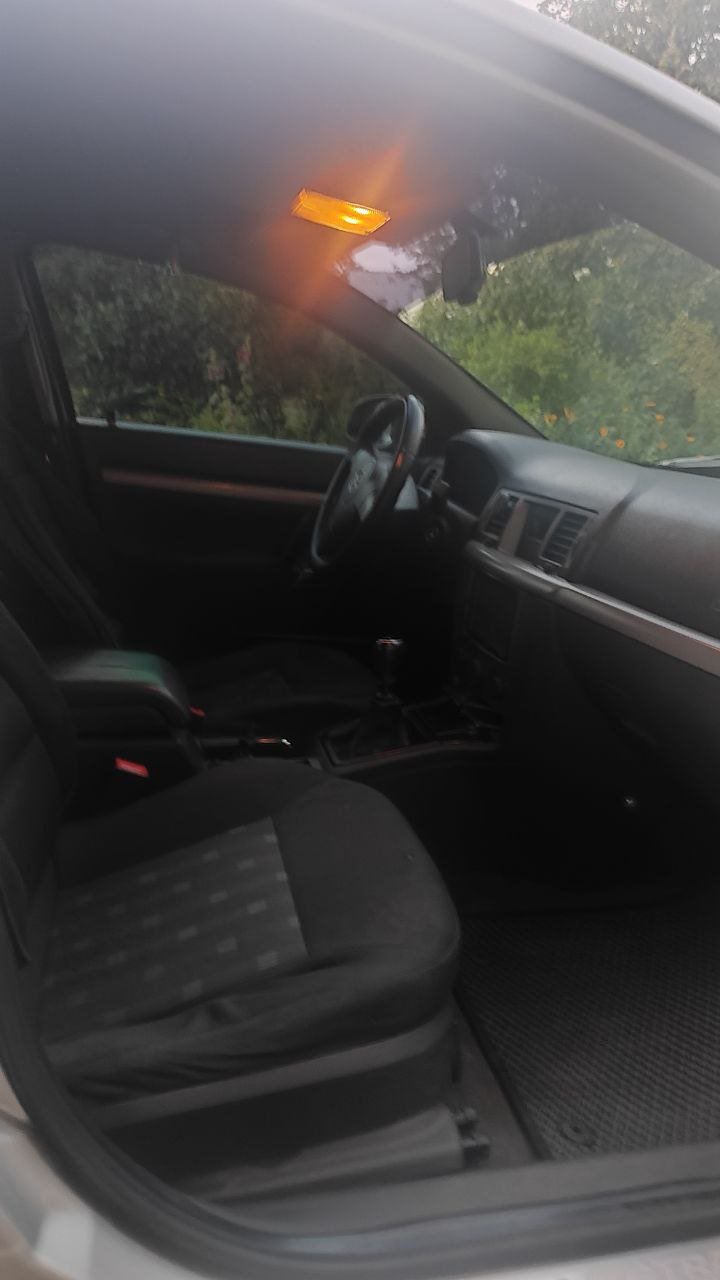 Opel Vectra - фото 13