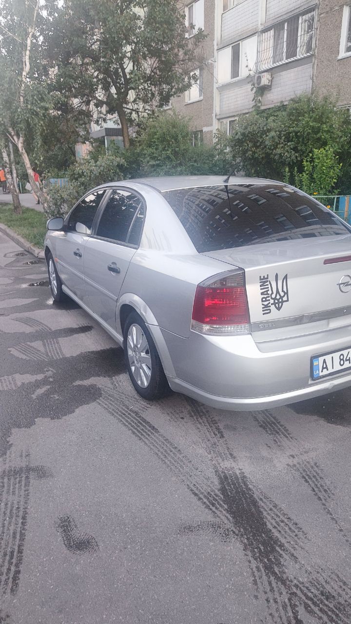 Opel Vectra - фото 3