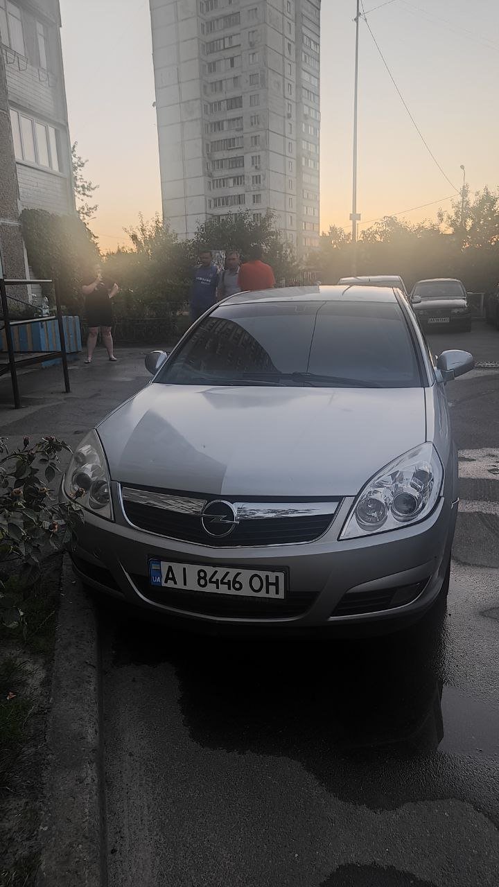 Opel Vectra - фото 20