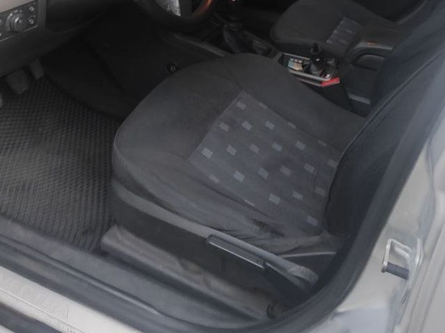 Opel Vectra - фото 3