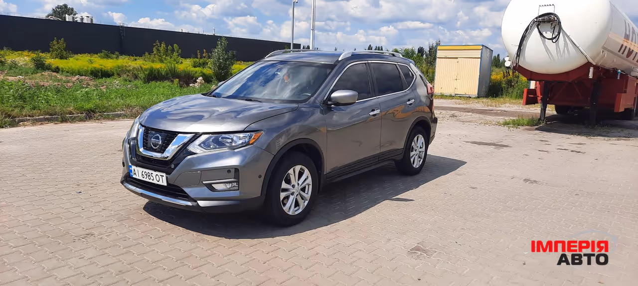Nissan Rogue - фото 1