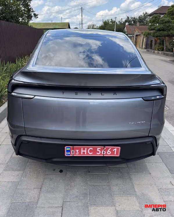 Tesla Model Y - фото 3